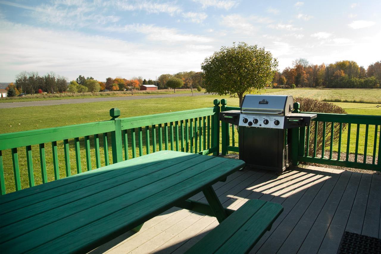 Cobtree Vacation Rental Homes Geneva Exterior photo
