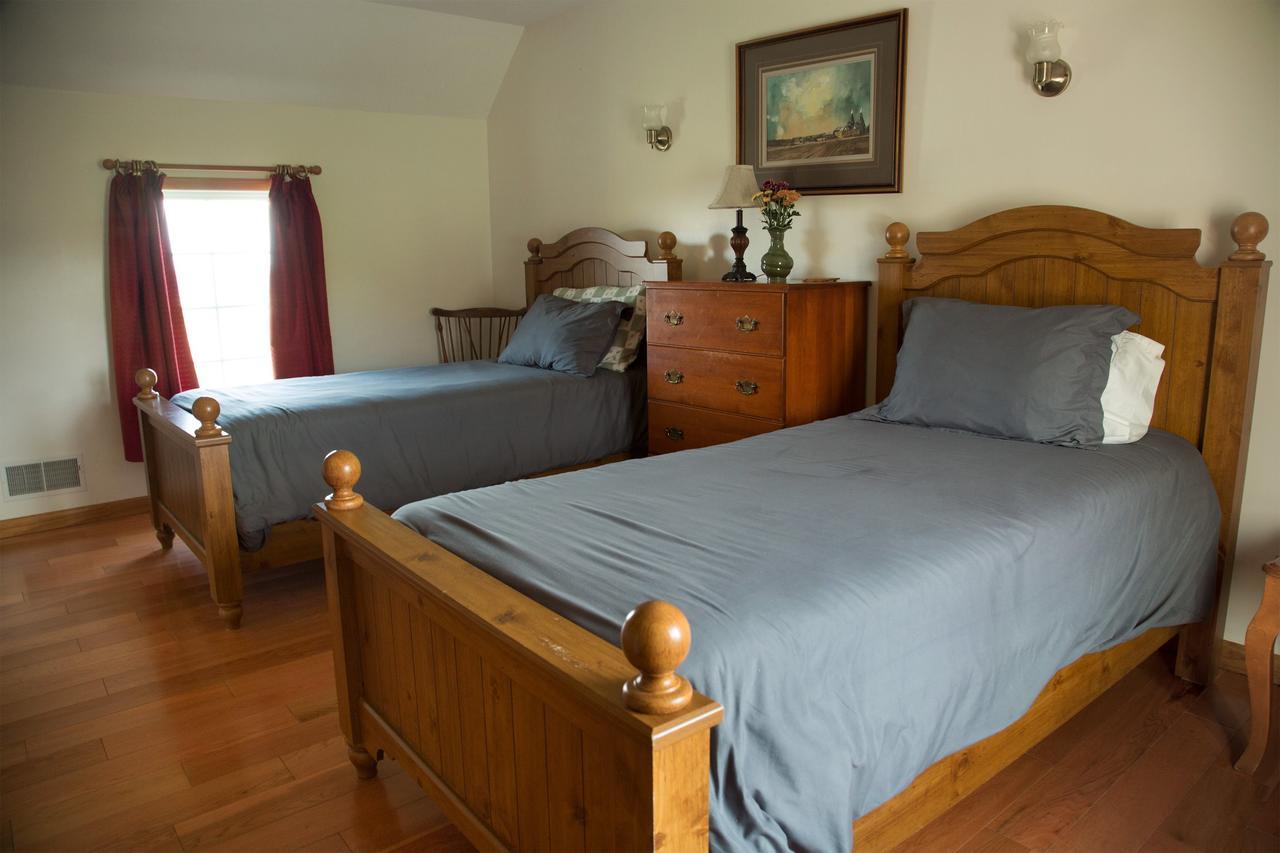 Cobtree Vacation Rental Homes Geneva Exterior photo