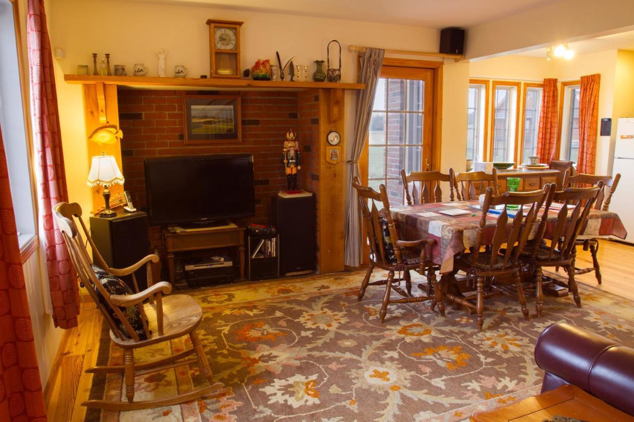 Cobtree Vacation Rental Homes Geneva Exterior photo