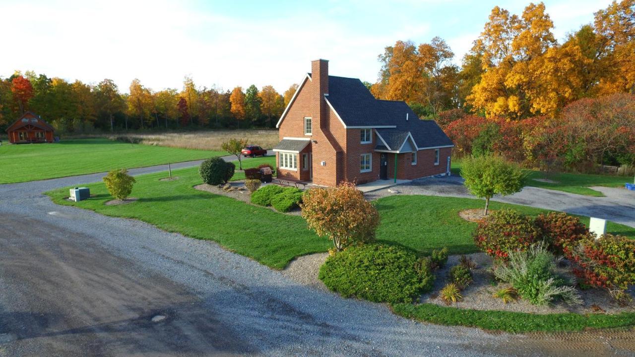 Cobtree Vacation Rental Homes Geneva Exterior photo